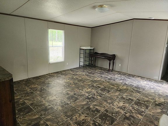 3rd image of 8619 Aster Rd