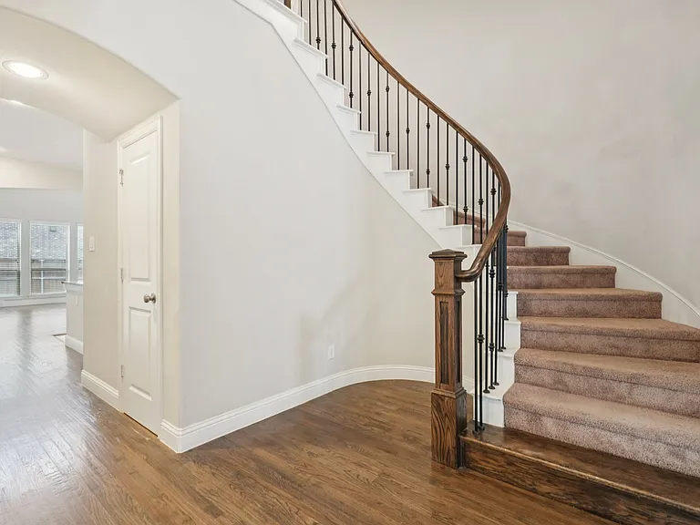 16400 Olmstead Park Blvd — Photo 24