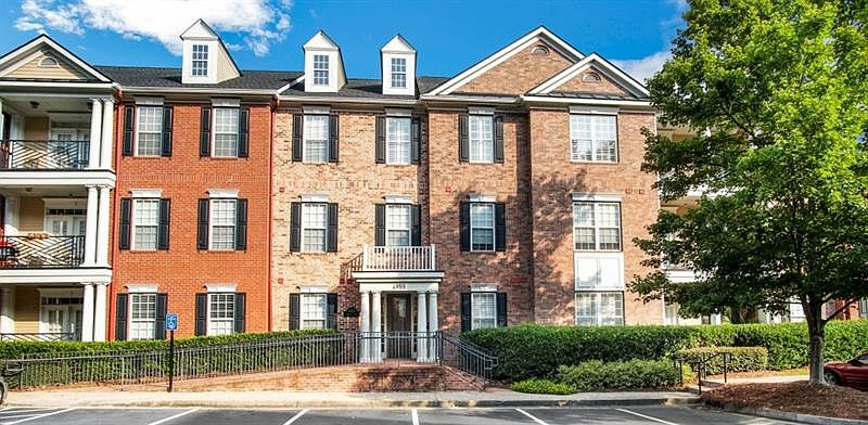 1st image of 4955 Ivy Ridge Dr SE Unit 304
