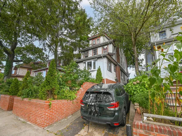 84-17 Chapin Parkway image 22 of 31