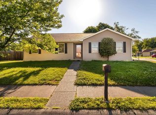 4911 Yellowstone Dr, Newburgh, IN 47630