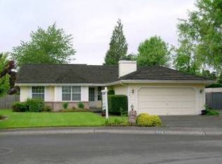 909 Bathke Ave, Enumclaw, WA 98022