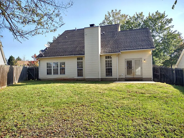 1111 Land Grant Rd — Photo 29