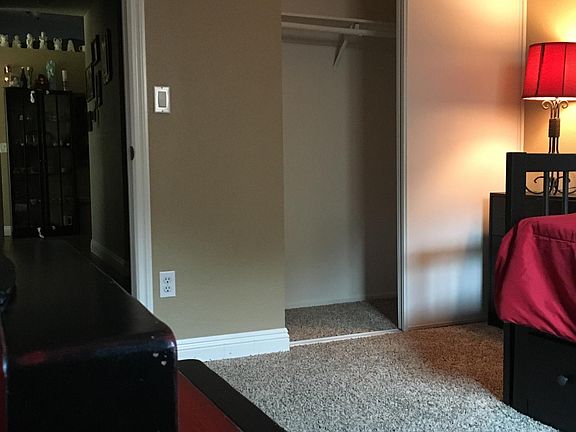 3rd image of 12641 Sunnymeadows Dr