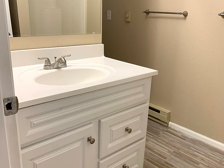 1700 Erin Ct #B — Photo 21