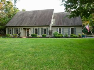 2215 Lanford Hills Dr, Charlottesville, VA 22911