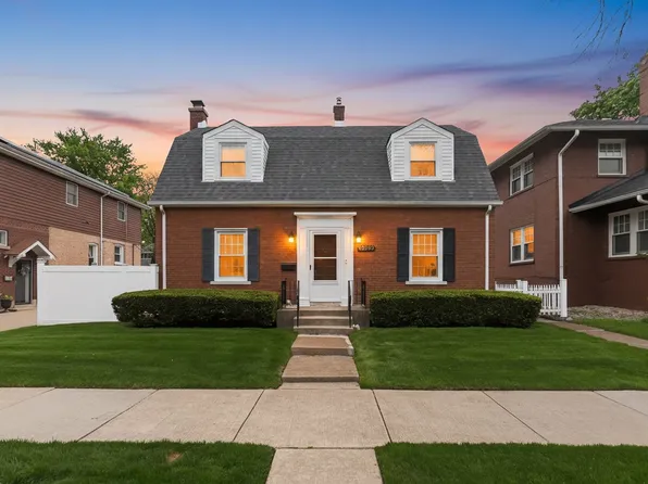10551 S Bell Ave, Chicago, IL 60643