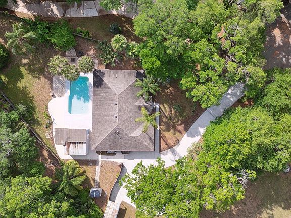 2nd image of 96112 Hidden Marsh Ln