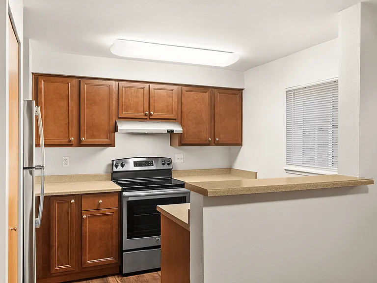 1 Bed 1 Bath Deluxe - 736 Sq Ft 1 Bed 1 Bath Deluxe - 736 Sq Ft