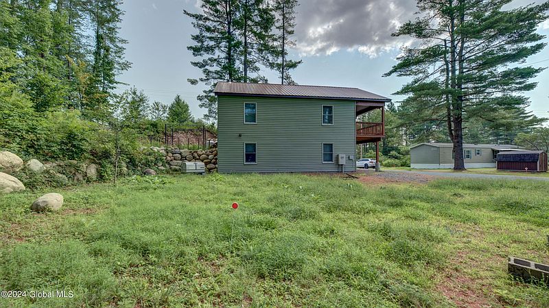 4th image of 158 Little Amsterdam Road