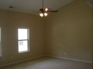 1404 Wilford Dr, Lawrenceville, GA 30043