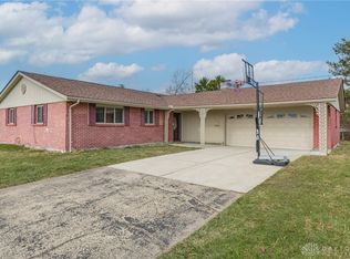 5443 Bromwick Dr, Dayton, OH 45426