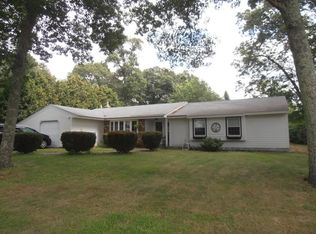 147 Crane Ave S, Taunton, MA 02780