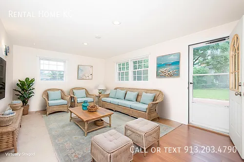 9151 Somerset Dr — Photo 4