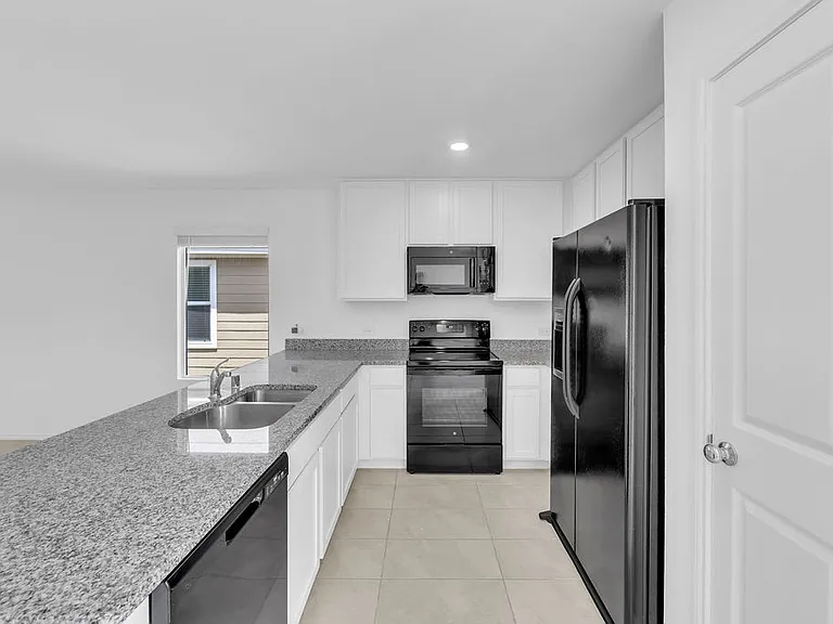 319 Ashbrook Way — Photo 14