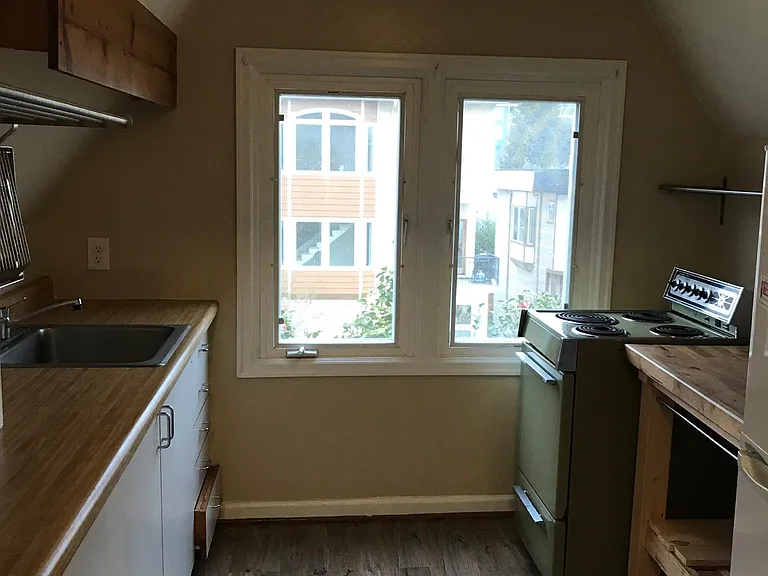 3406 SW 12th Ave #1 — Photo 3