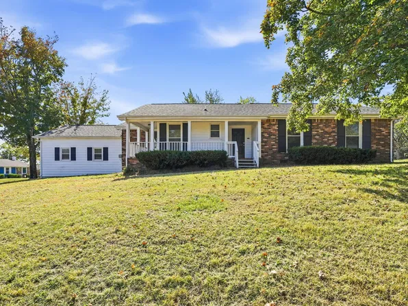 104 Post Oak Rd, Hendersonville, TN 37075