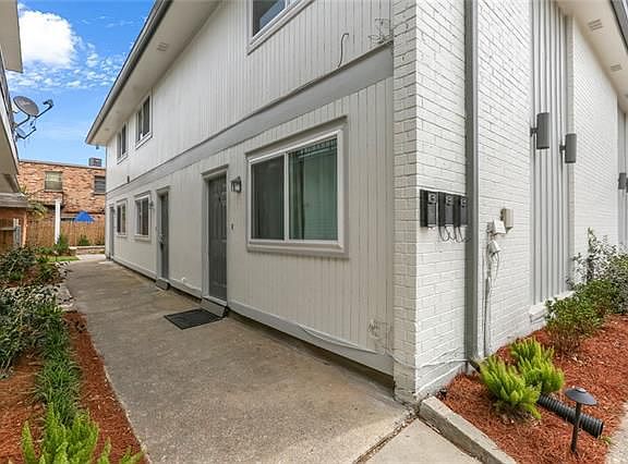 2nd image of 2413 Houma Blvd #B