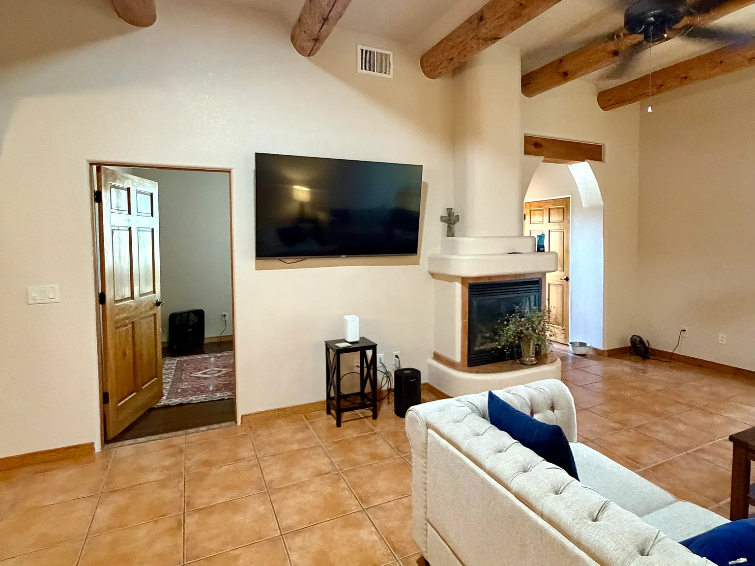 2 bed, 1418 sqft, $1,800 — Photo 4