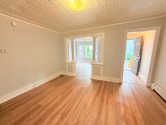 4th image of 7 West Ln #2B