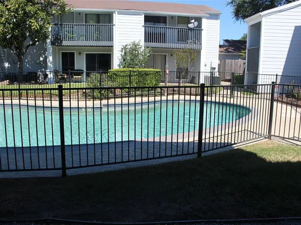 13151 Walden Rd APT 155, Montgomery, TX 77356