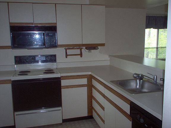 Open kitchen