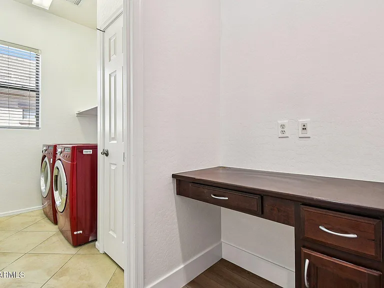 2991 S Roca St — Photo 28