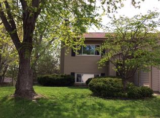 12197 Cartway Curv, Eden Prairie, MN 55347