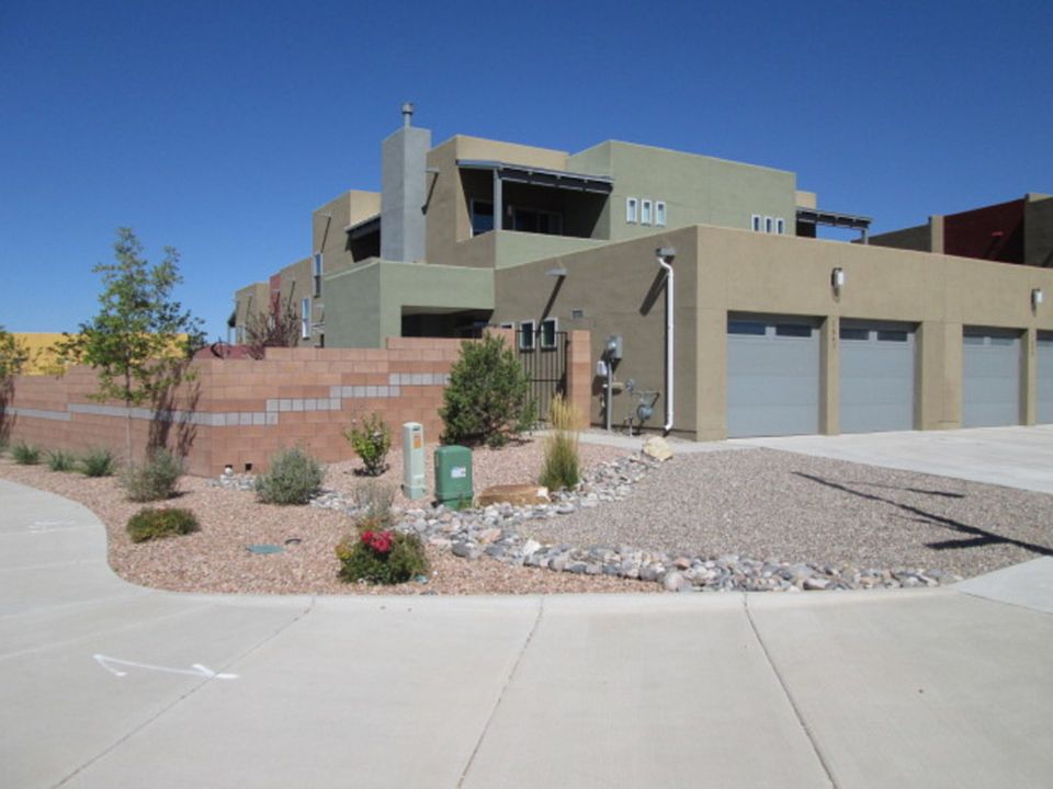1st image of 1643 Borrego Dr SE