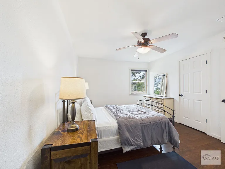 601 W San Mateo Rd #70 — Photo 15