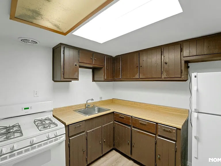 127 N 1st Ave #129 — Photo 15