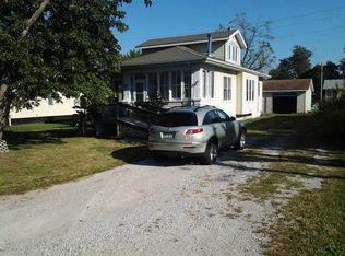 108 Henry St, Gillespie, IL 62033