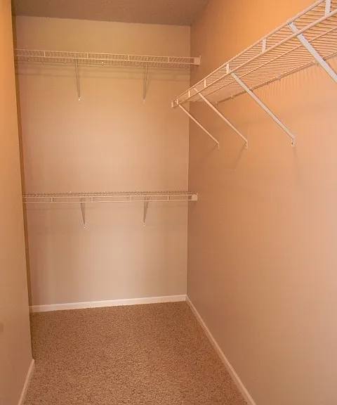 Bishops Blvd Townhomes — Photo 7