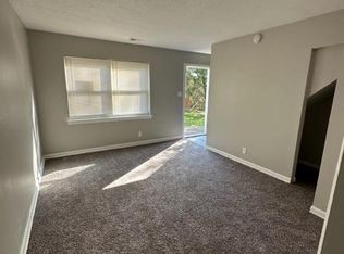 2230 Liverpool Ln APT 3, Louisville, KY 40218