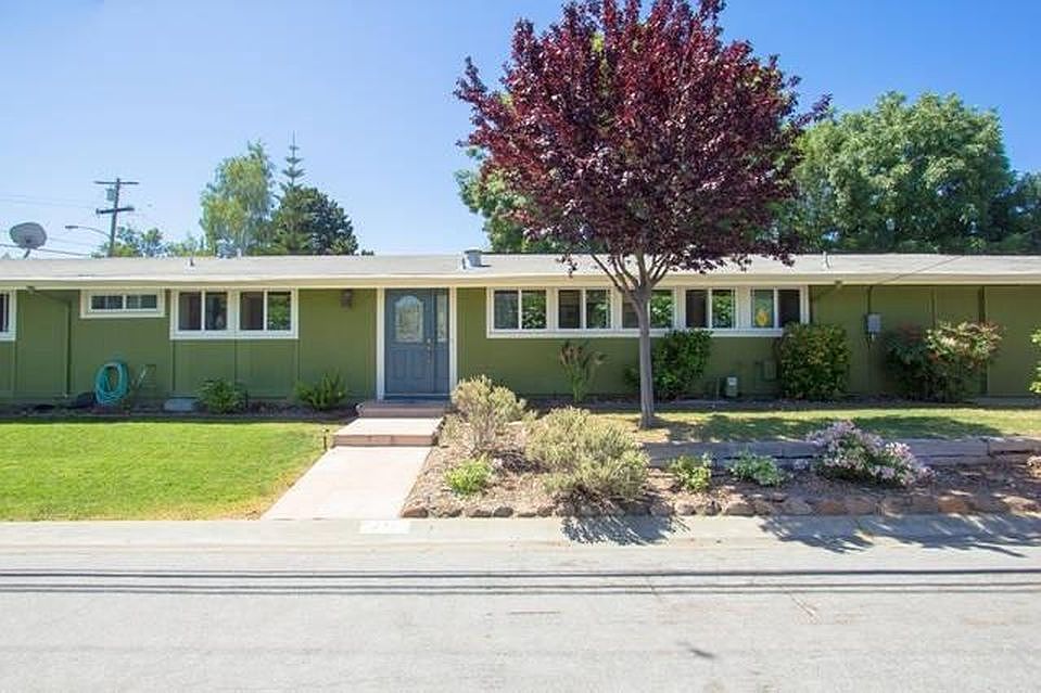 1st image of 746 Gavello Ave