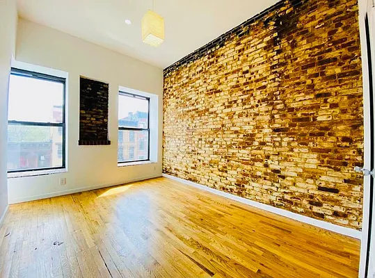 Rented by null | media 20