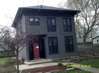 621 E 7th St N, Newton, IA 50208