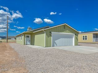 430 W Acapulco Way, Paulden, AZ 86334