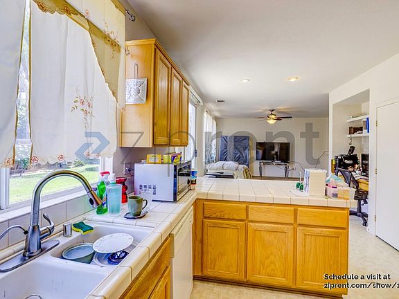 5th image of 4132 Van Gogh Ct