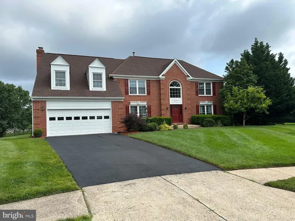 21274 Meadowsweet Ct, Ashburn, VA 20147