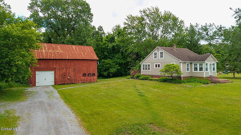 4th image of 103 Sisson Road
