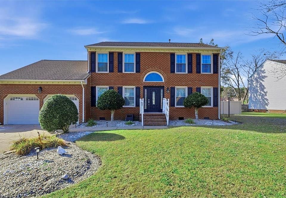 1st image of 512 Woodglen Dr