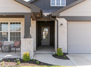 15736 Caney Dr, Edmond, OK 73013