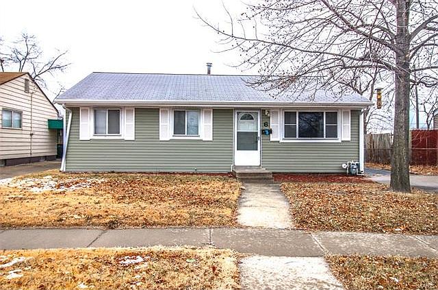 1st image of 6 Briarcliff Dr