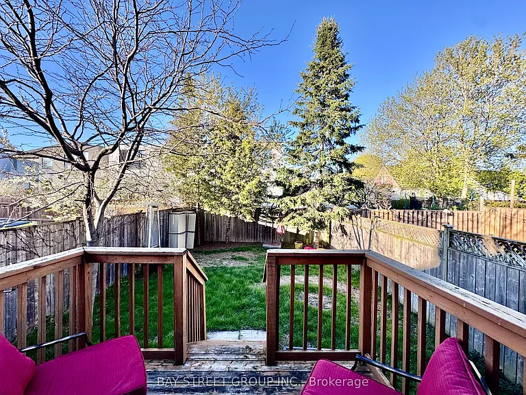 1033 Shaw Dr — Photo 34