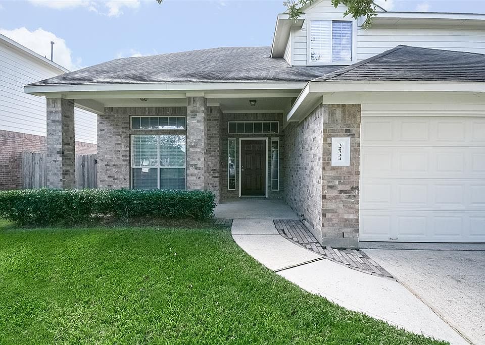 1st image of 32334 Golden Oak Park Ln