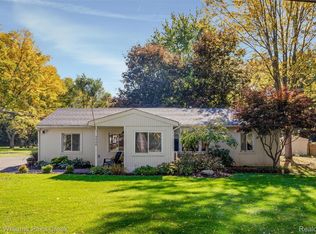 3408 Bald Mountain Rd, Auburn Hills, MI 48326