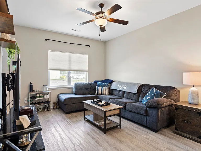 68 Catalina Cir — Photo 9