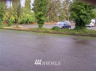15 156th Ave NE, Bellevue, WA