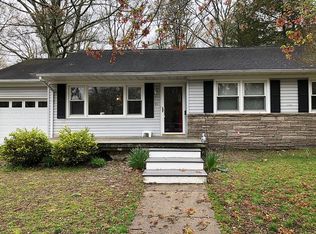 71 Village Dr, Somers Point, NJ 08244